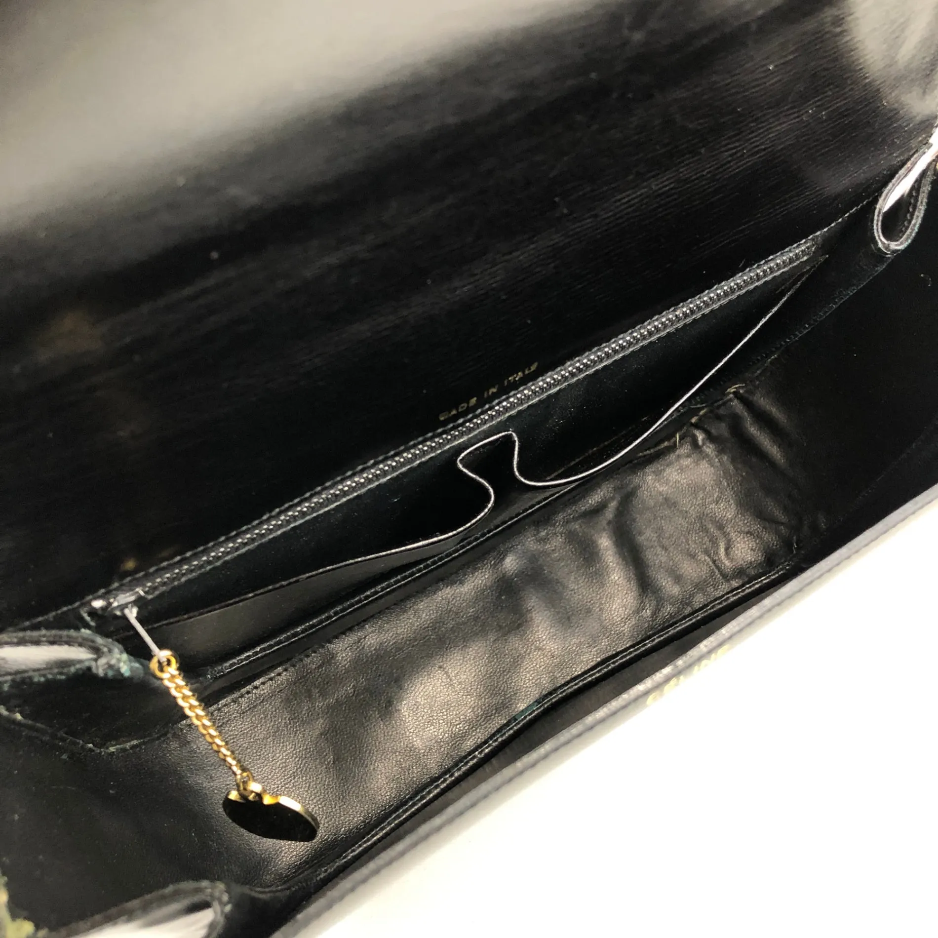CELINE Blason Shoulder bag Black Vintage fxkh5k