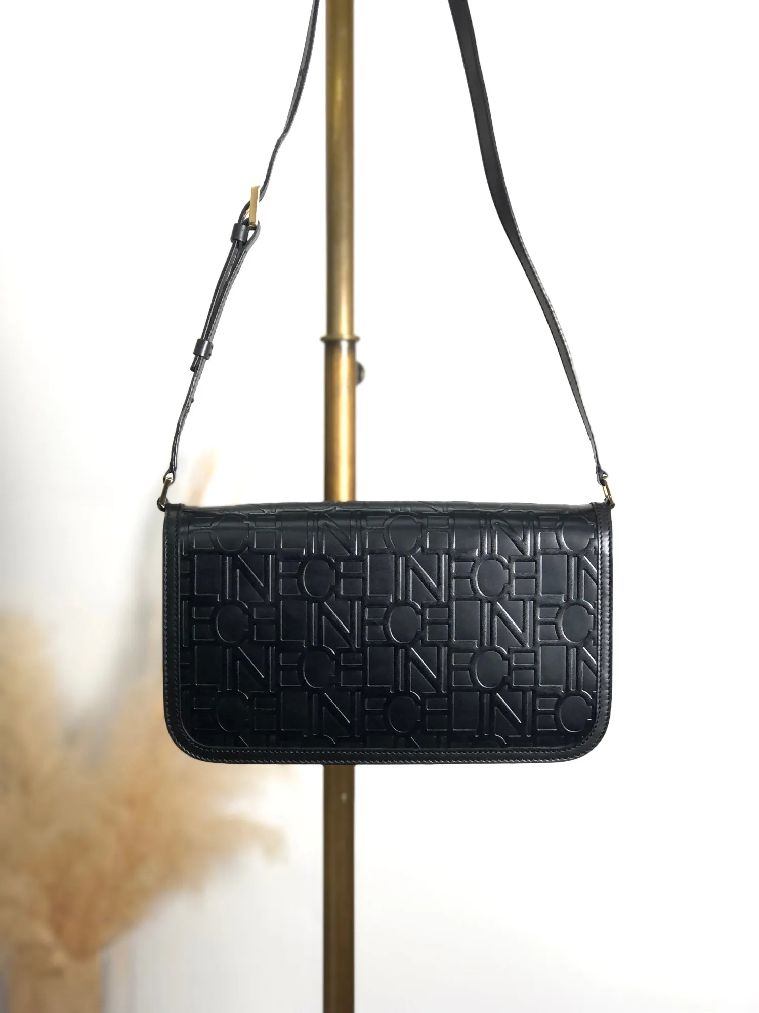 CELINE Logo Shoulder bag Black Vintage z7yz82