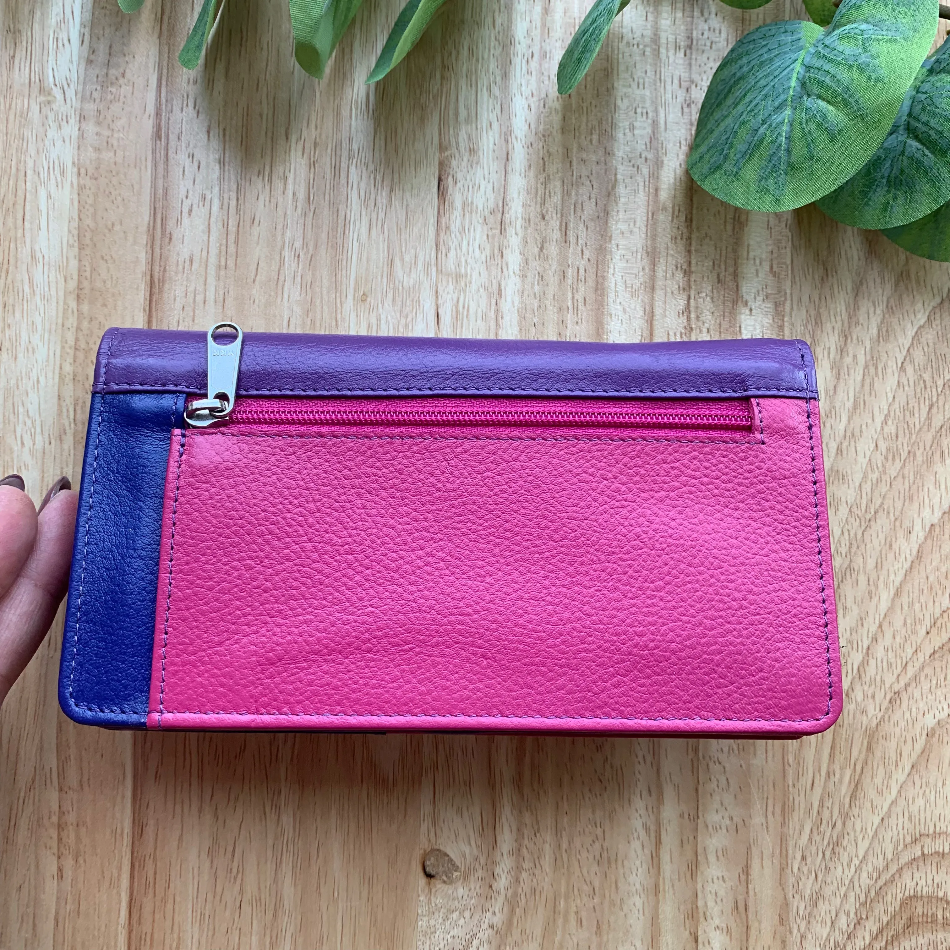 Golunski Leather Flat Flapover Purse