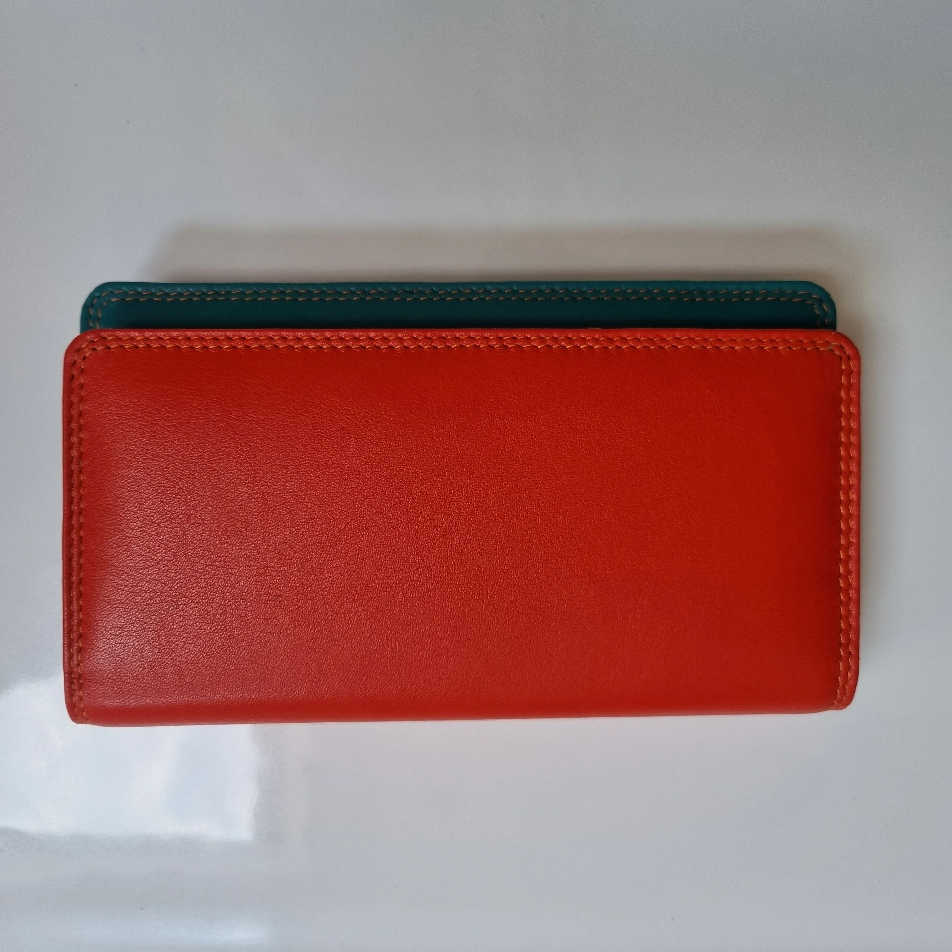 Graffiti Ladies Wallet Purse 7-111 Available in a Selection of Colours