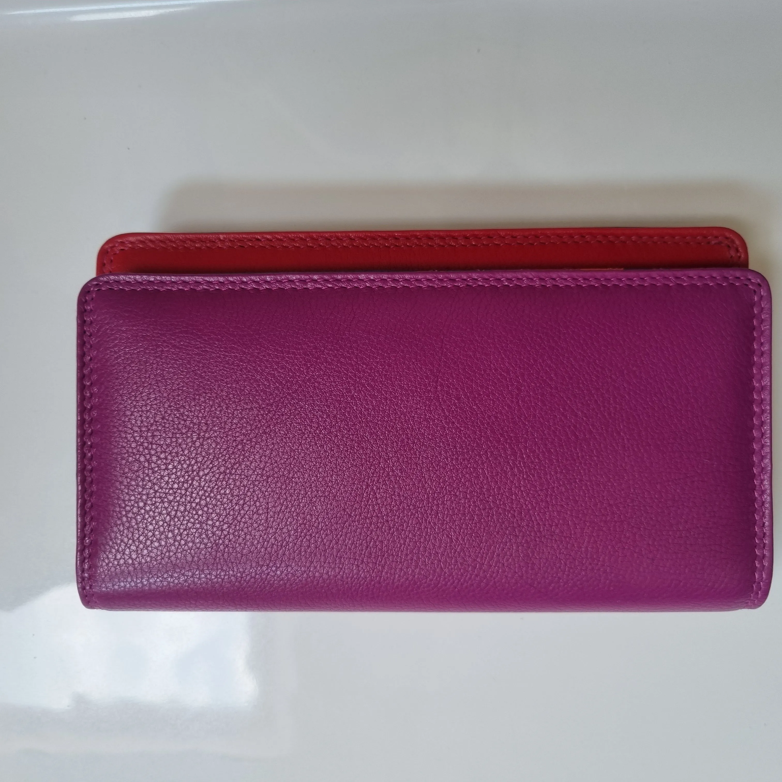 Graffiti Ladies Wallet Purse 7-111 Available in a Selection of Colours