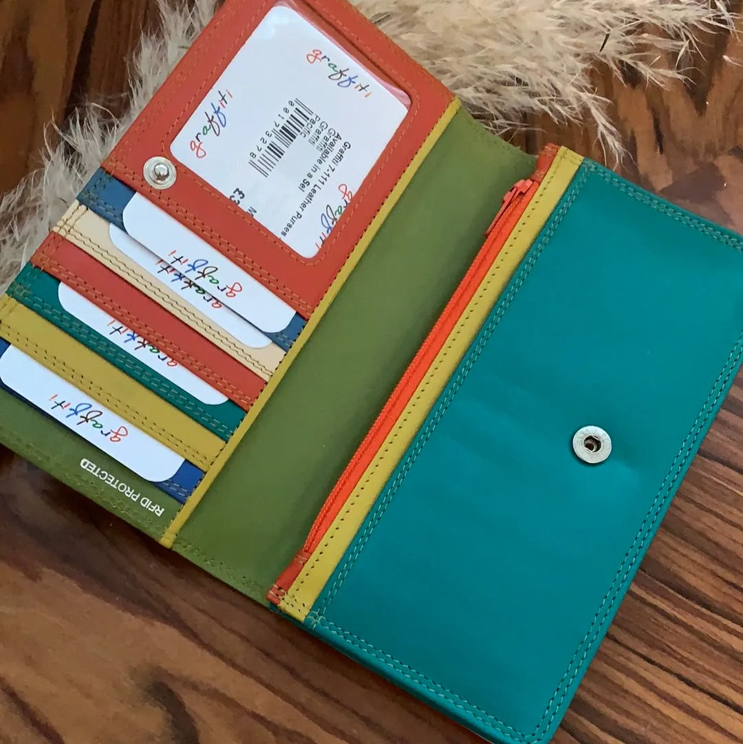 Graffiti Ladies Wallet Purse 7-111 Available in a Selection of Colours