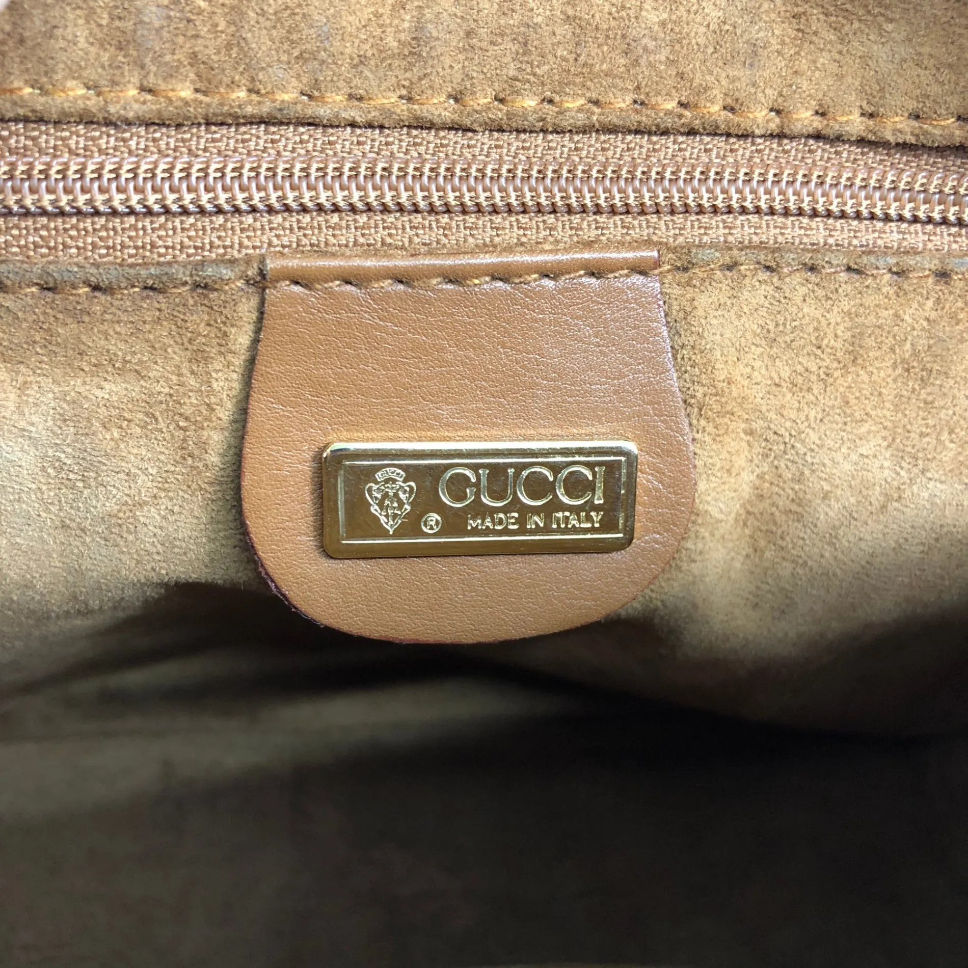 GUCCI Sherry Line Logo Embossed Shoulder bag Brown Vintage e8xuny