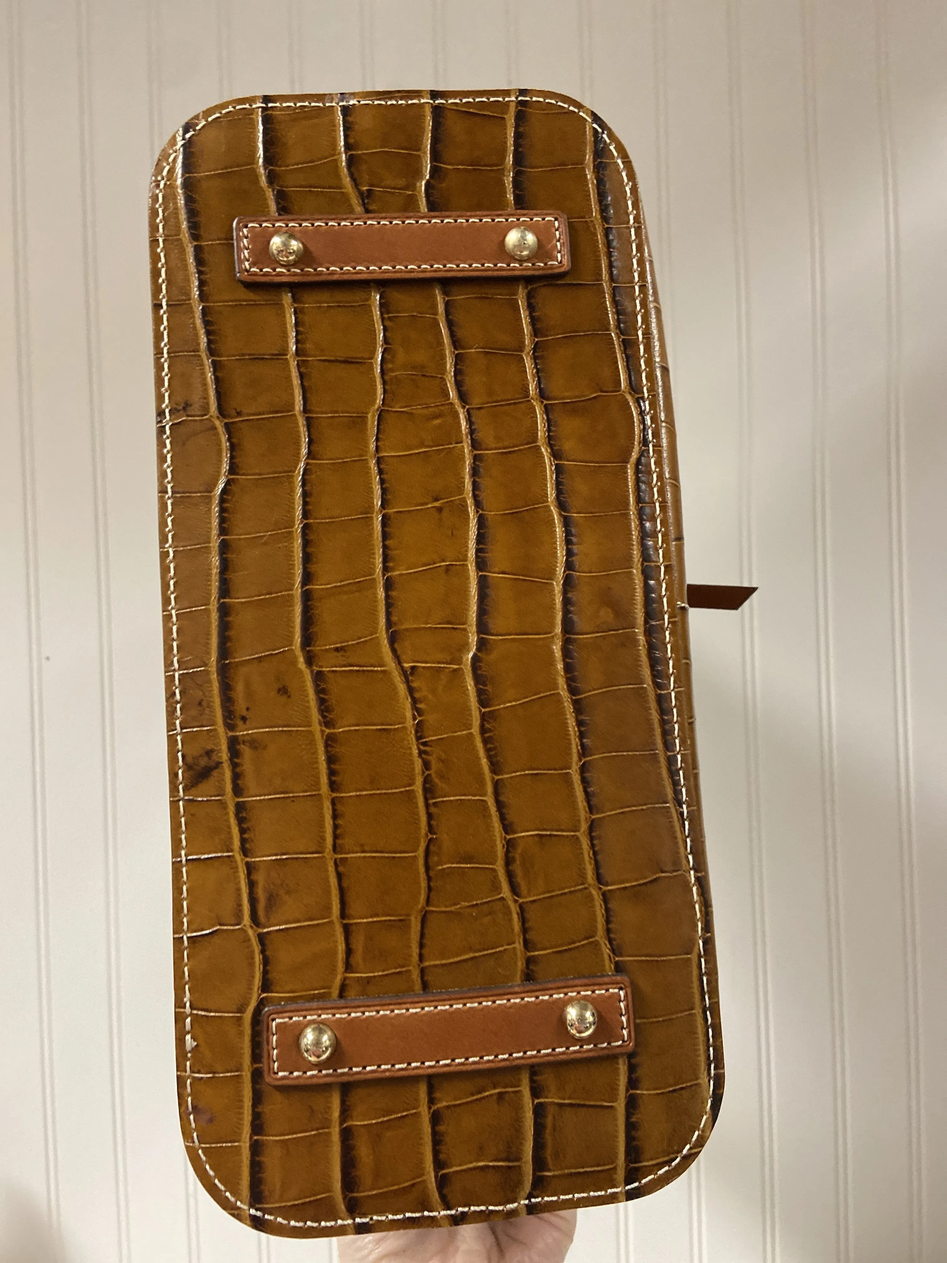 Handbag Designer By Dooney And Bourke  Size: Large