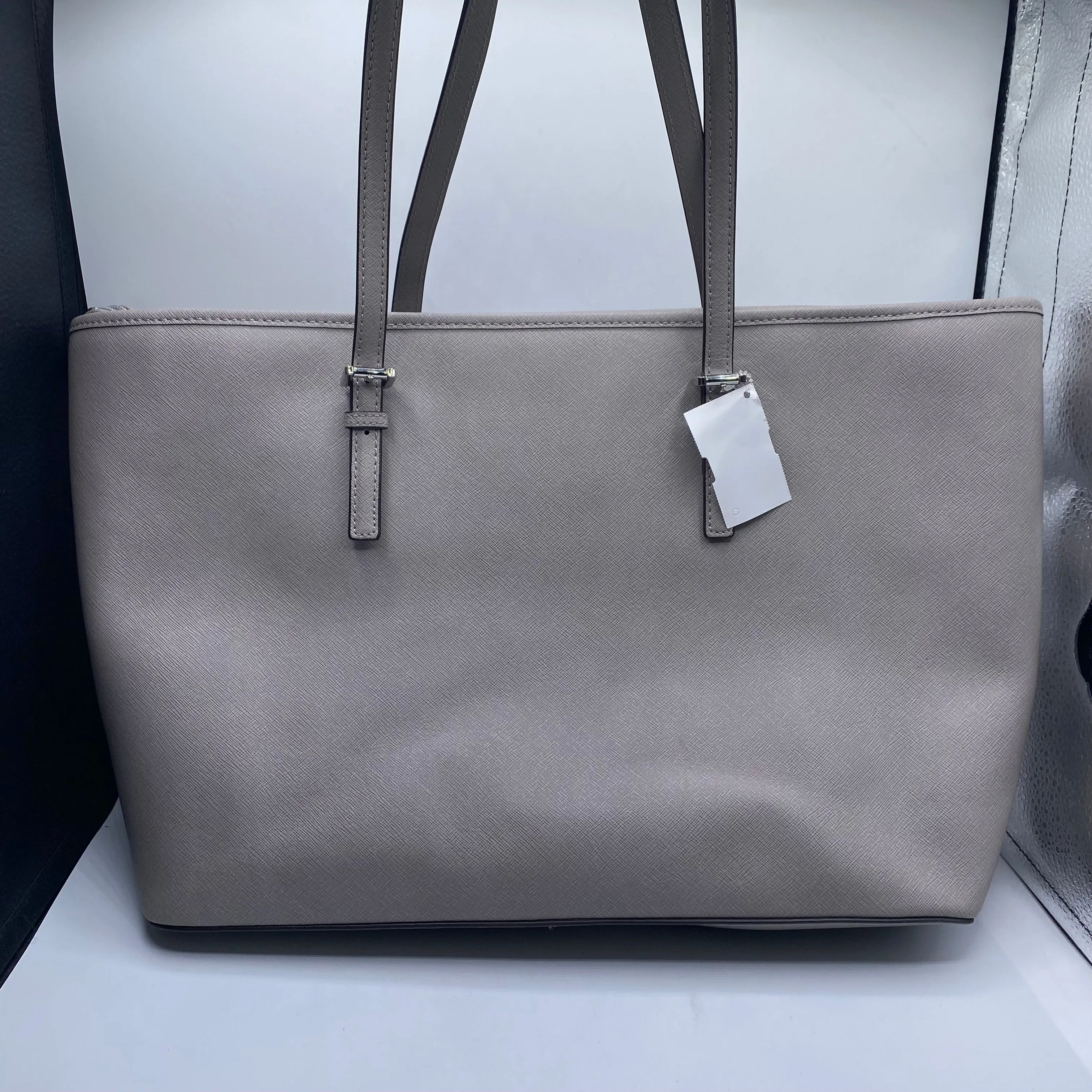 Handbag Designer By Michael Kors, Size: Large