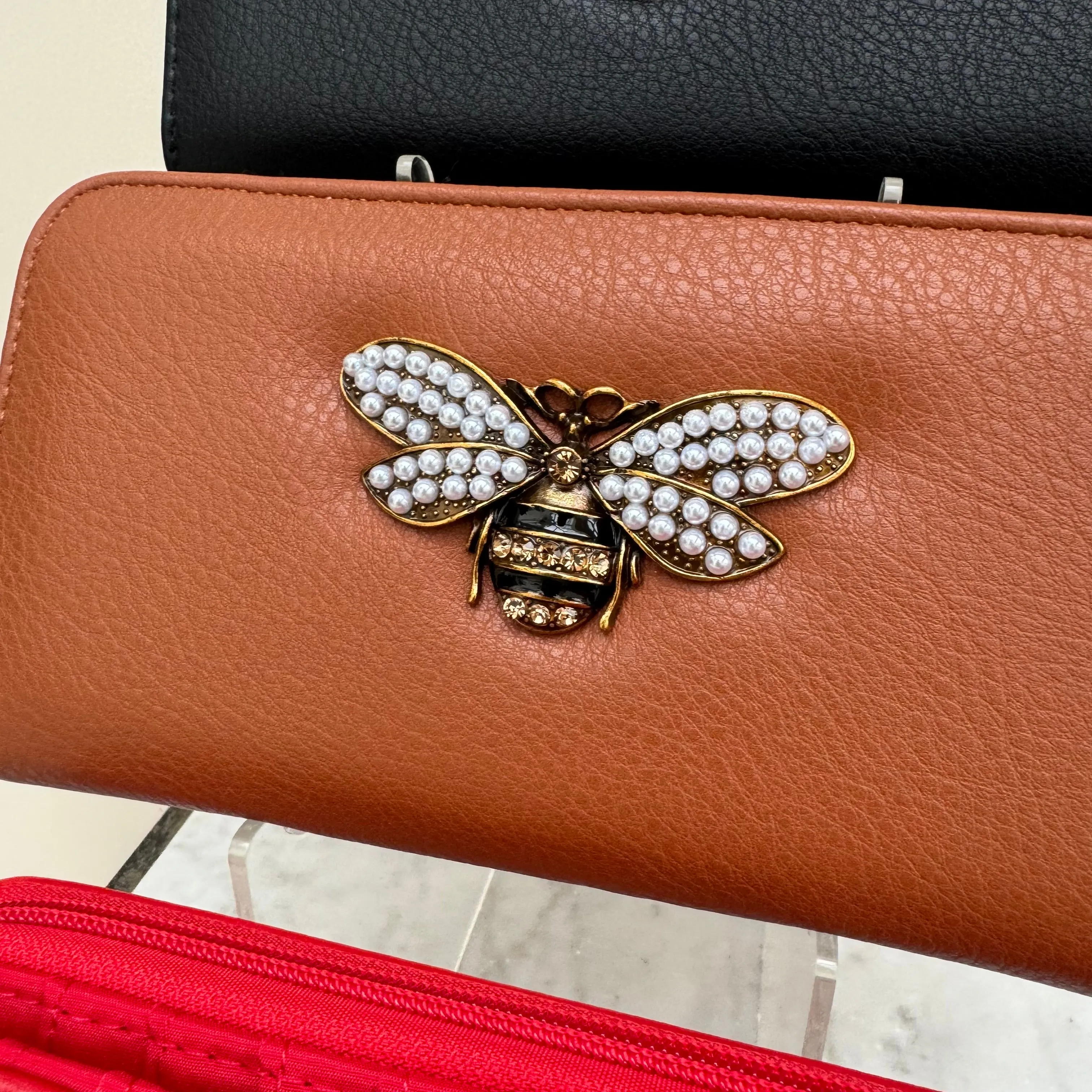 Large Bumble Bee Purse