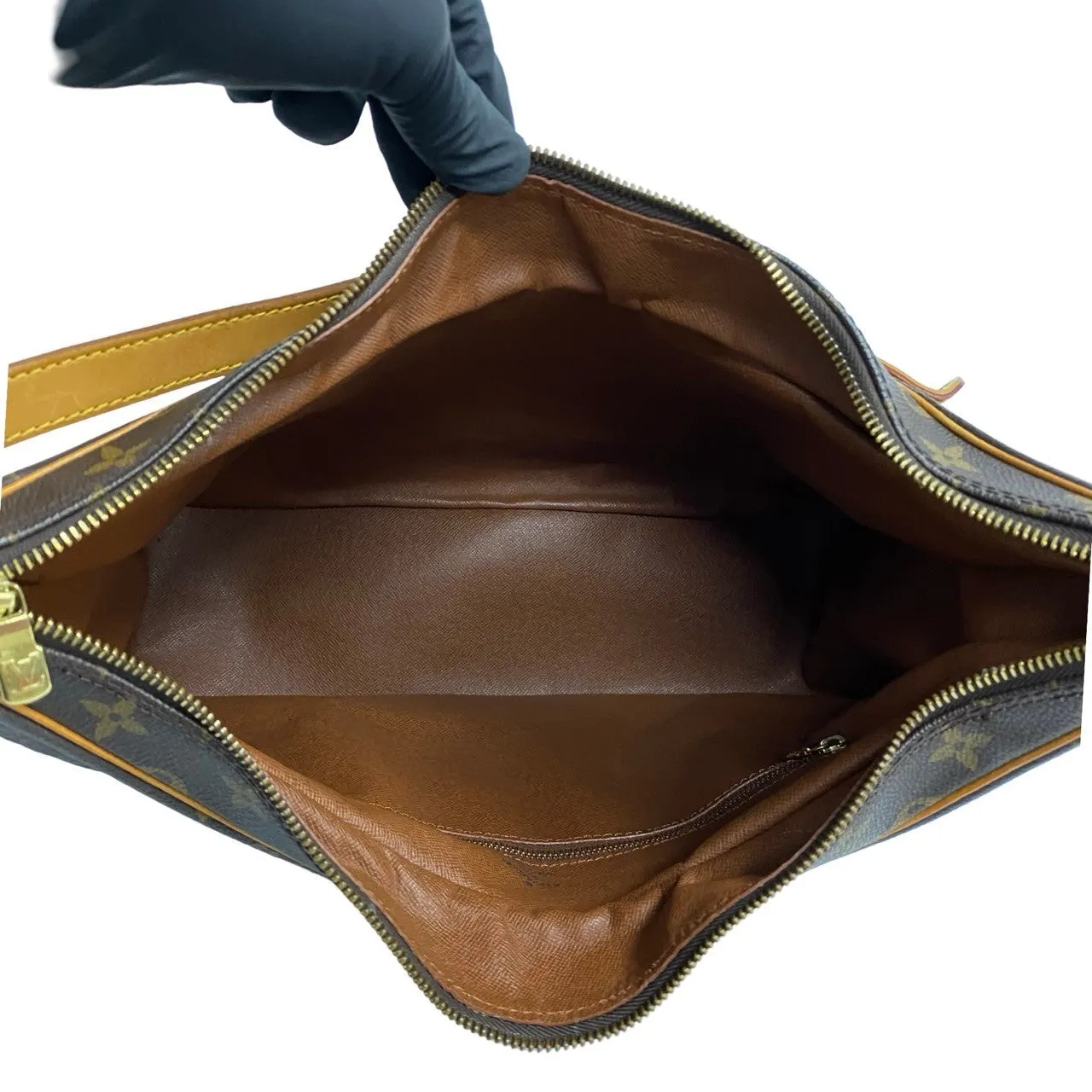 LOUIS VUITTON Shoulder Bag leather Brown Monogram Boulogne 35