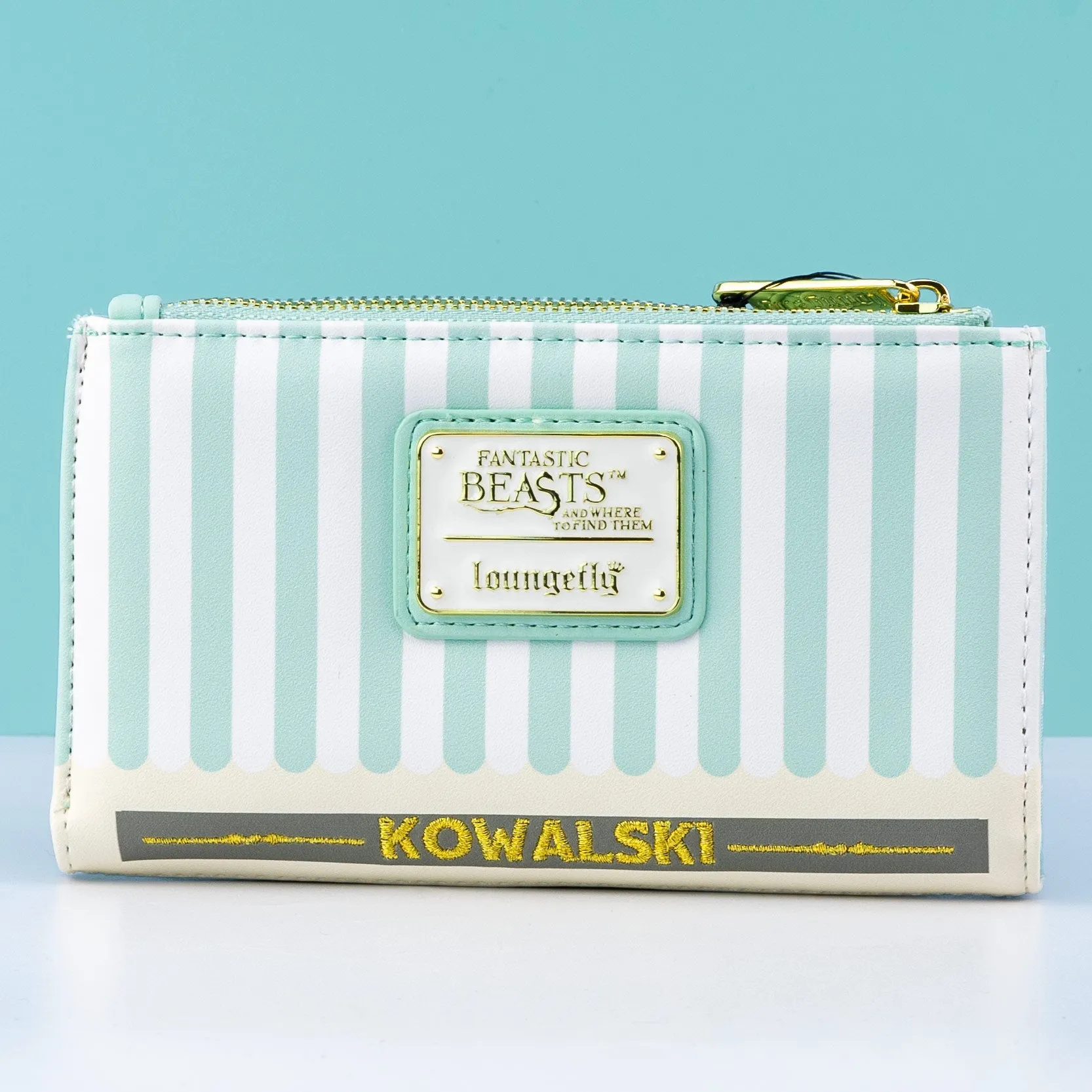 Loungefly x Fantastic Beasts Kowalski Bakery Purse