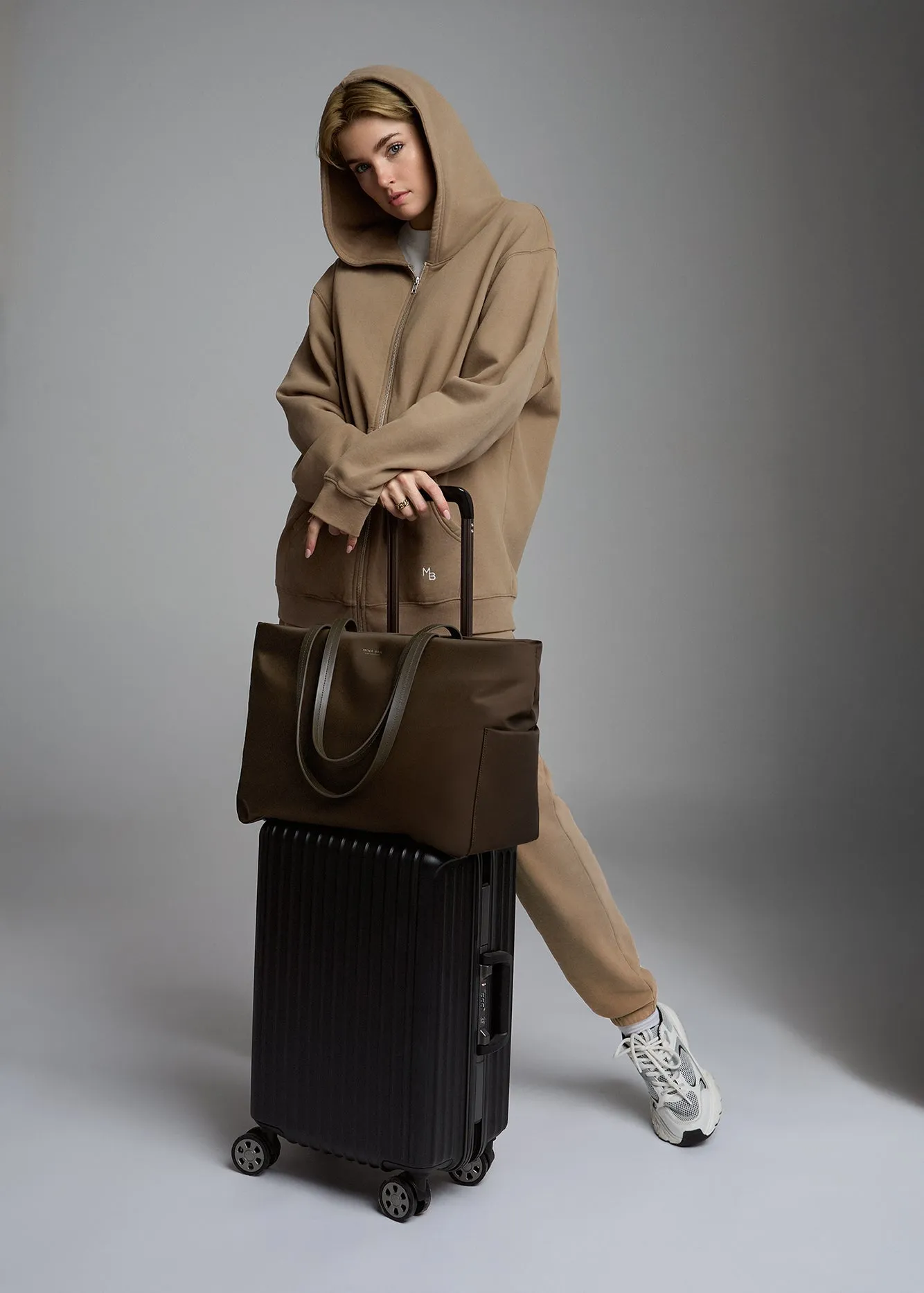 Nika Tote (Nylon)