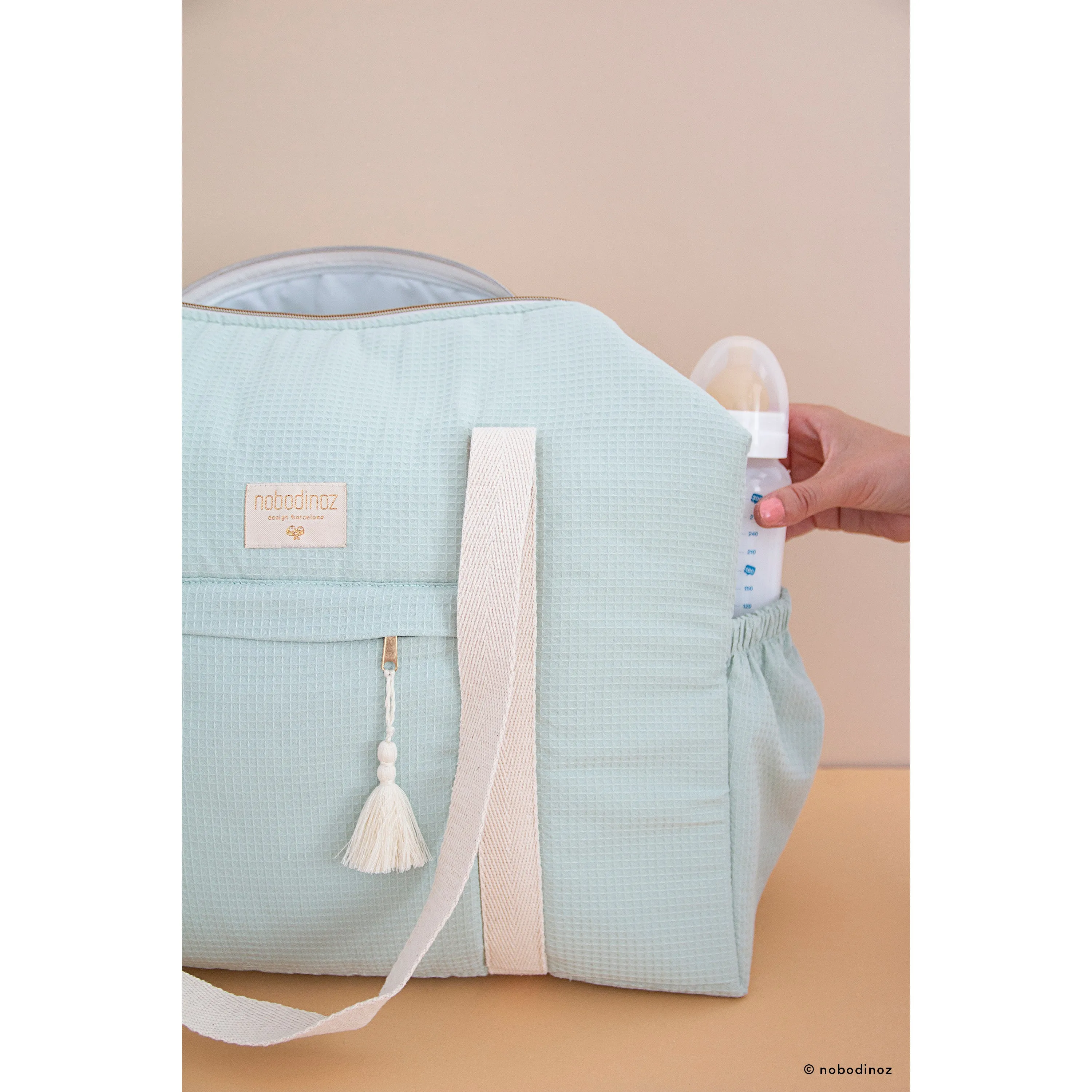 nobodinoz Paris Maternity Bag White Bubble/Aqua