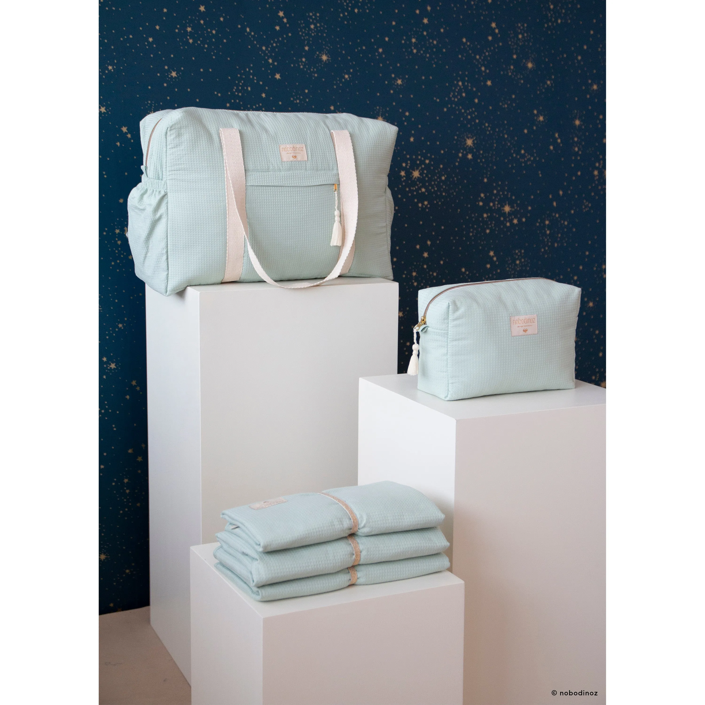 nobodinoz Paris Maternity Bag White Bubble/Aqua