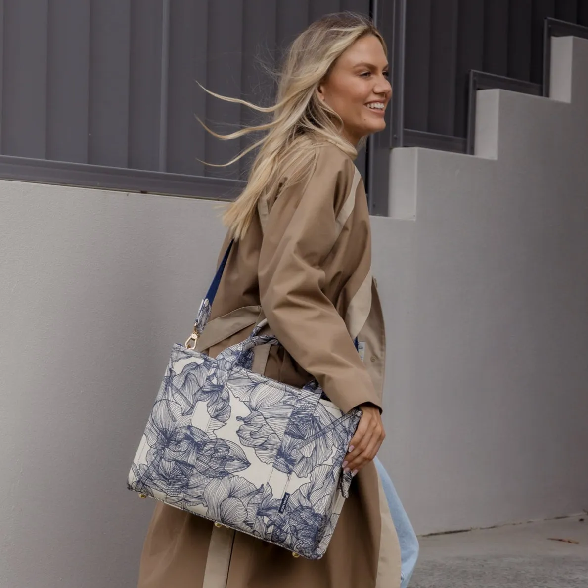 Small Bon Vivant Structured Tote Bag -- Navy Floral