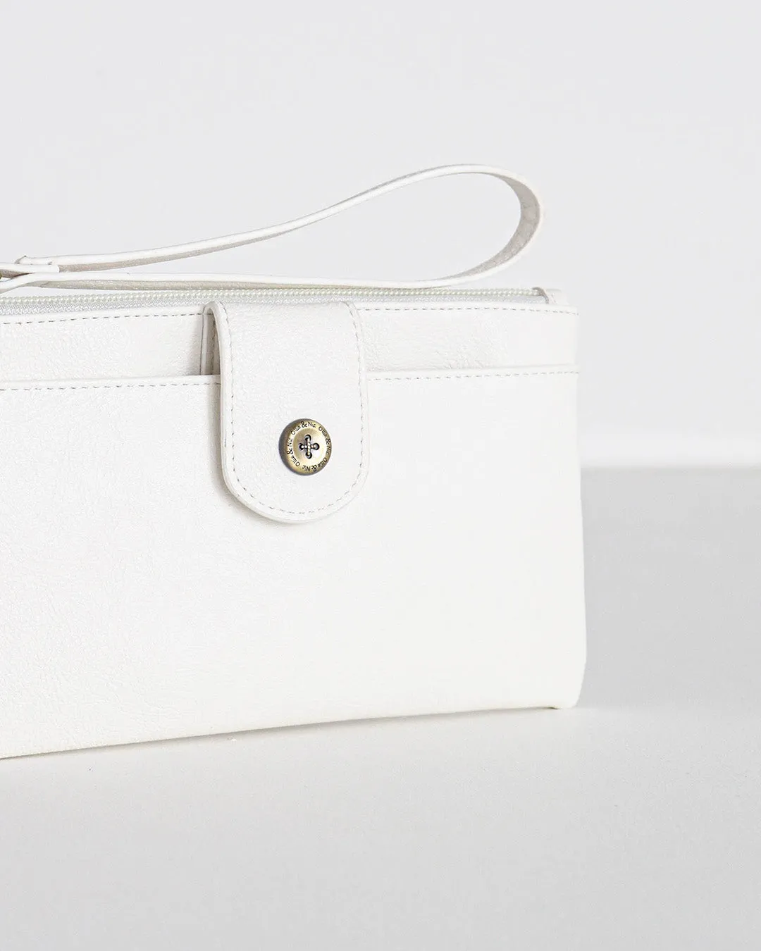 Stevie Wrist Clutch - Ivory