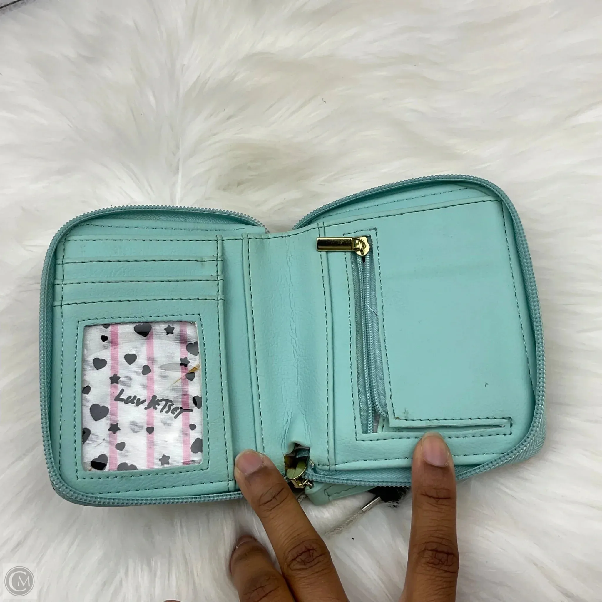 Wallet By Betsey Johnson, Size: Small