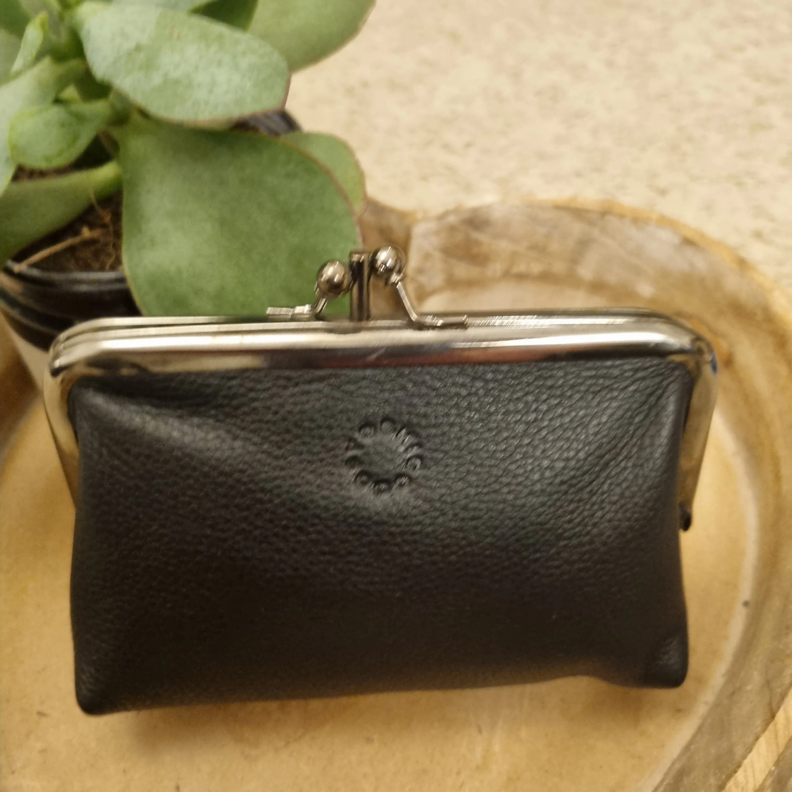 Yoshi Aubrey triple Frame Purse Y1328